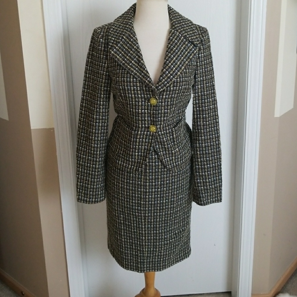 VINTAGE BENETTON TWEED SKIRT SUIT